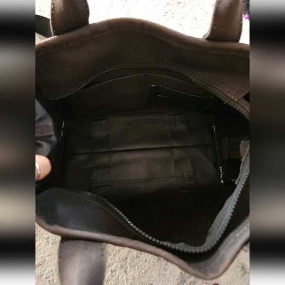 Marc Jacobs Black The Medium Everyday Minimalist Designer Canvas Tote Bag - Picture 8 of 13